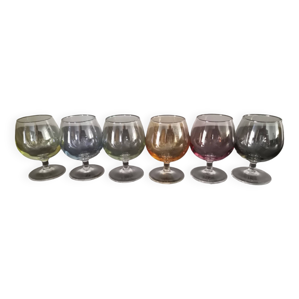 ART 6 anciens verres à liqueur colorés vintage multicolore 5x0x9